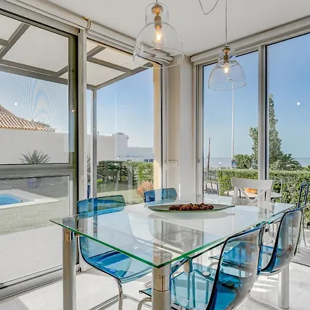 Impeccable 3-bed In Costa Adeje 别墅 *