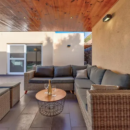 Impeccable 3-bed In Costa Adeje Villa *