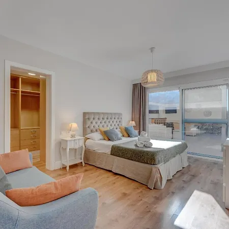 Impeccable 3-bed In Costa Adeje ヴィラ